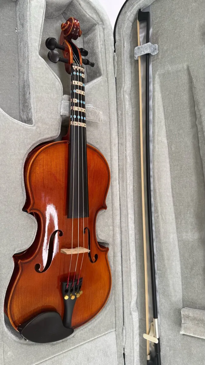 As New Violin / fiddle, 3/4 size - Image 3