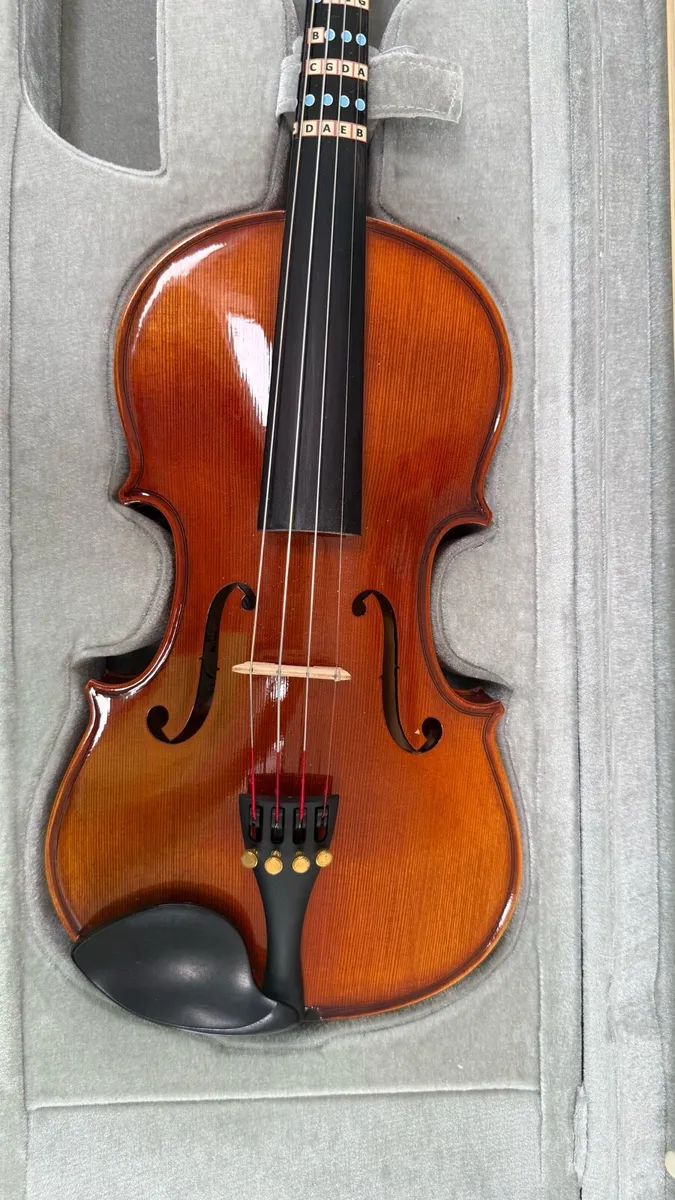 As New Violin / fiddle, 3/4 size - Image 1