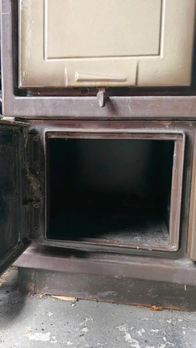 Stanley De luxe 90 solid fuel range - Image 4