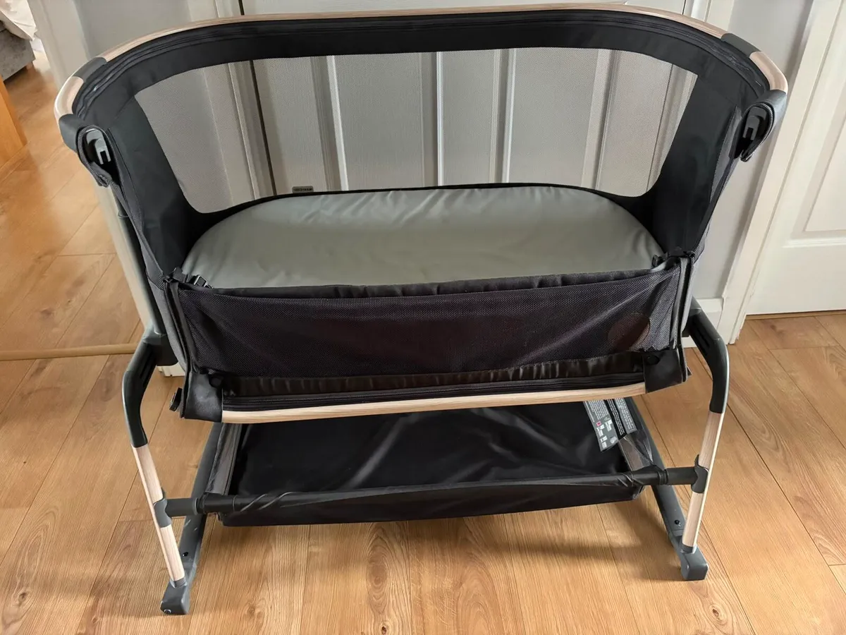 Maxi Cosi Iora Air Co Sleeper - Image 1