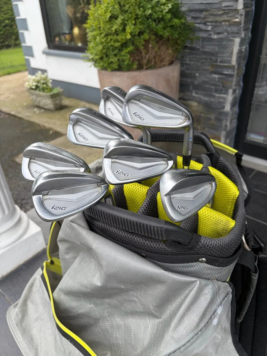 Ping i210 iron set - Image 1