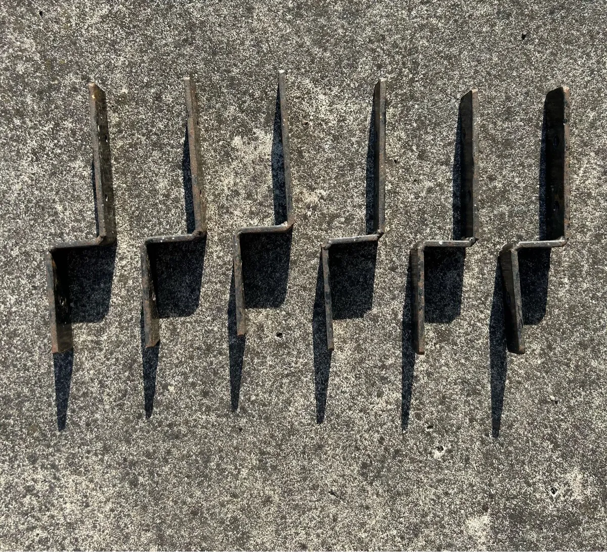 Steel angle brackets - Image 3