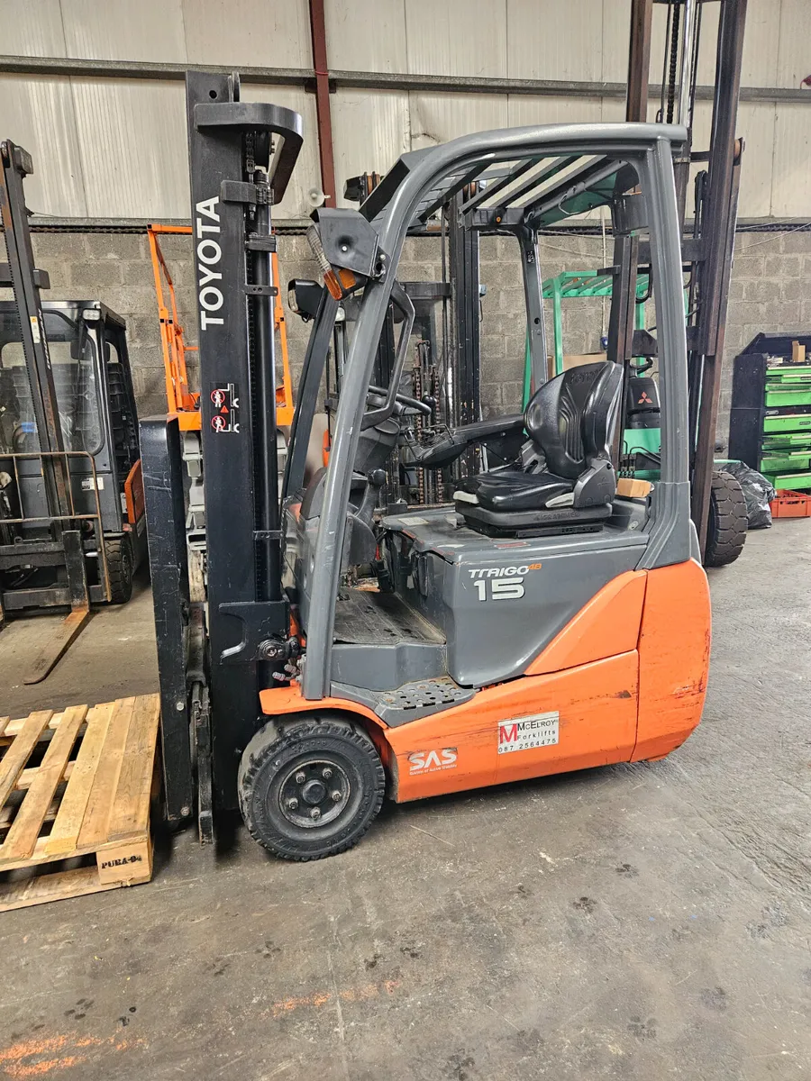 Electric  Forklift - Image 4