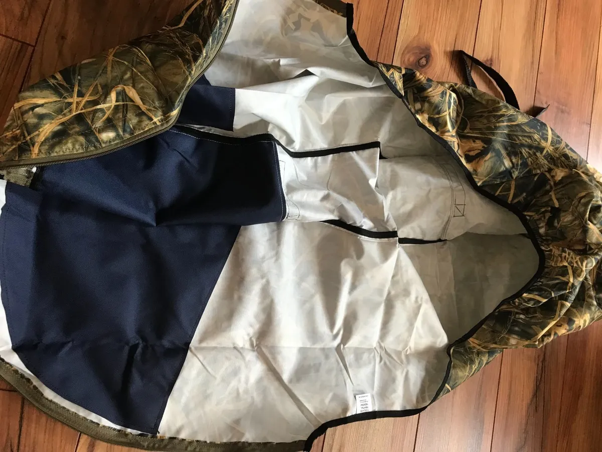 Outboard engine covers for storage /transportation - Image 4