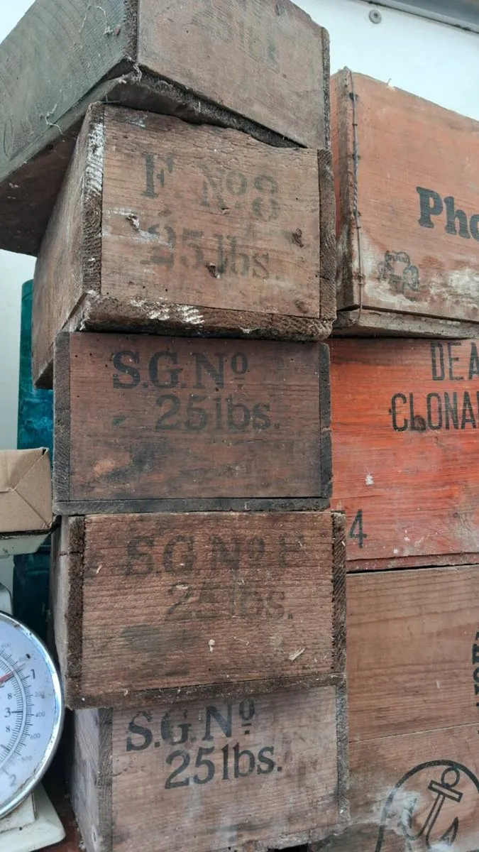 Old rifle horse nails timber boxes.