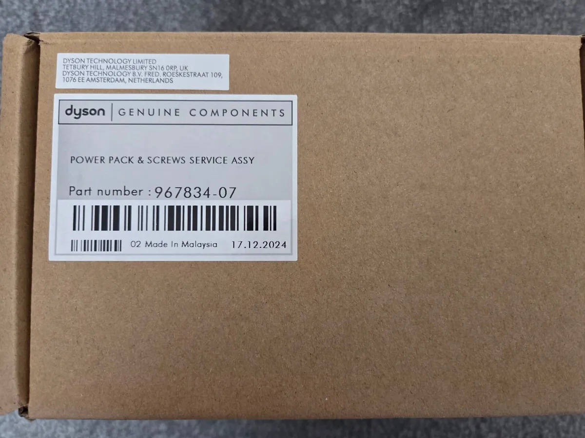 Replacement Dyson V8 vacuum battery E: Brand New - Image 4