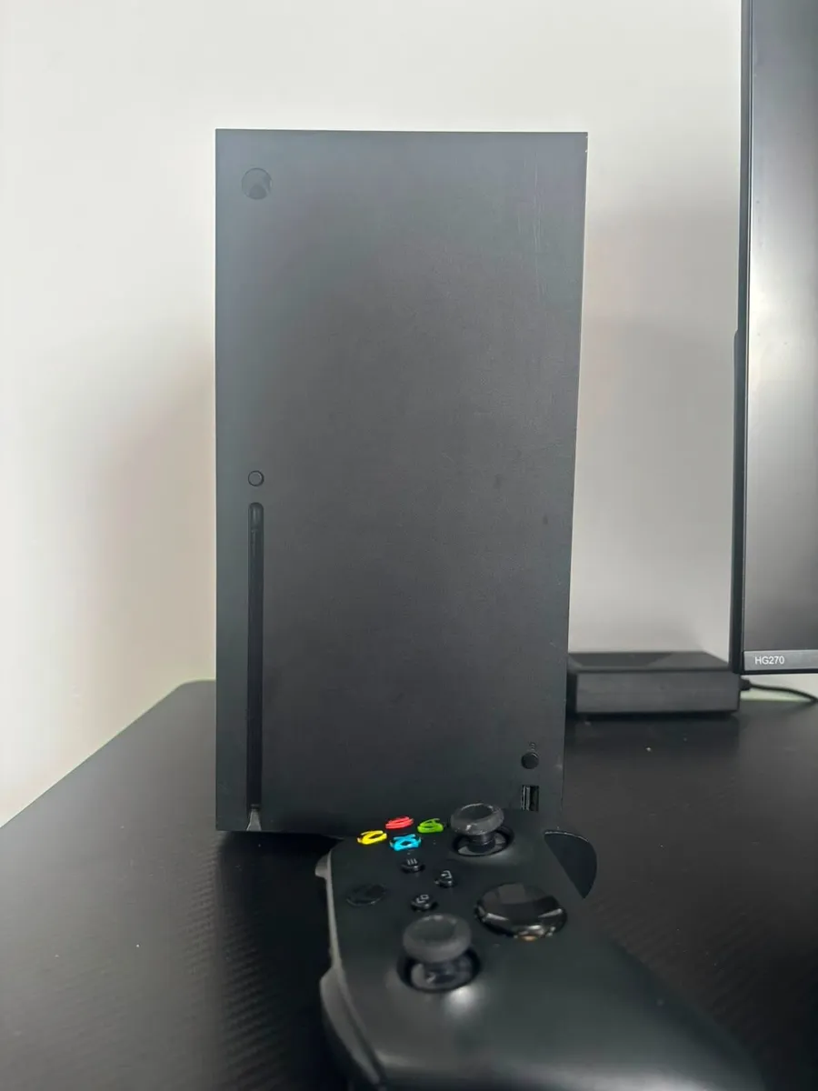 X box series x 1tb standard edition - Image 1