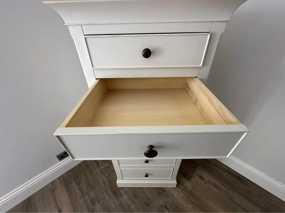 Willis & Gambier Tall Drawers - Image 3