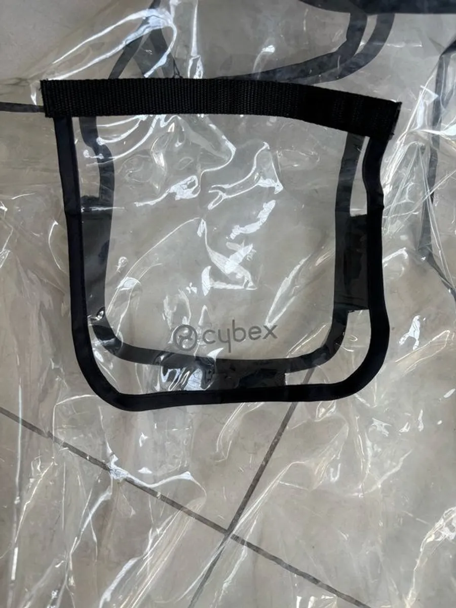 Cybex Cloud Z iSize Car Seat + Isofix Base + Rain Cover - Image 2