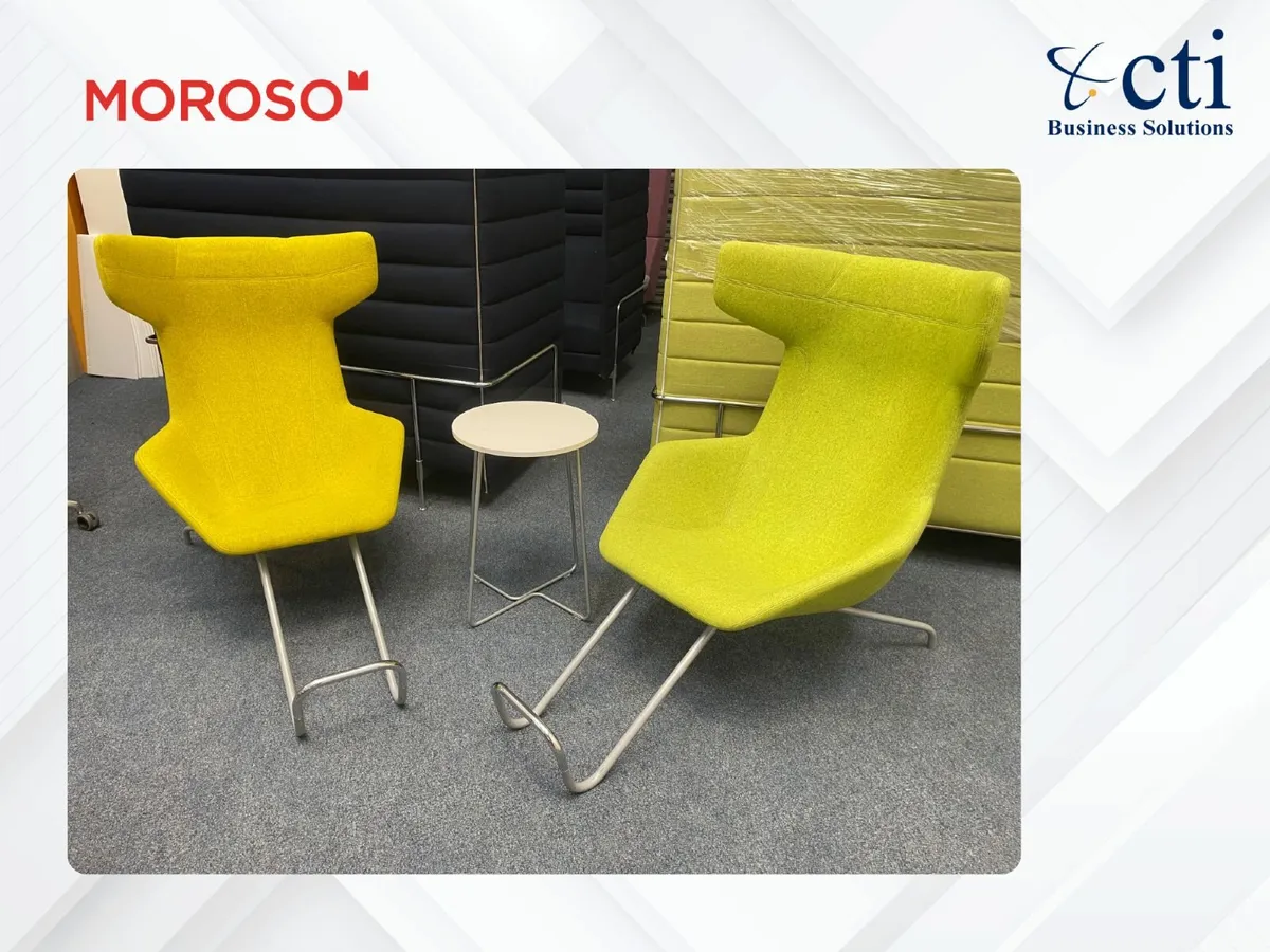 2 X "Moroso" Lounge Chairs - Grade A - Image 2