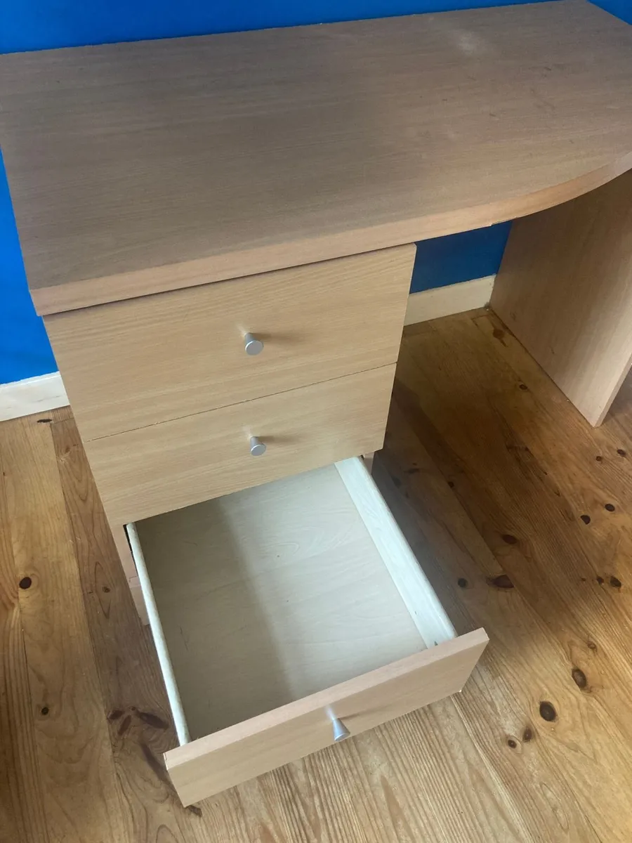 SALE: Strong Wooden Desk with 3 drawers - Image 3