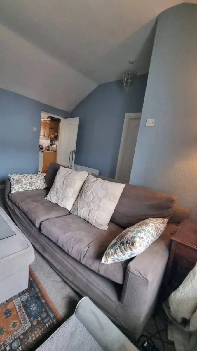Coach for sale - Image 2