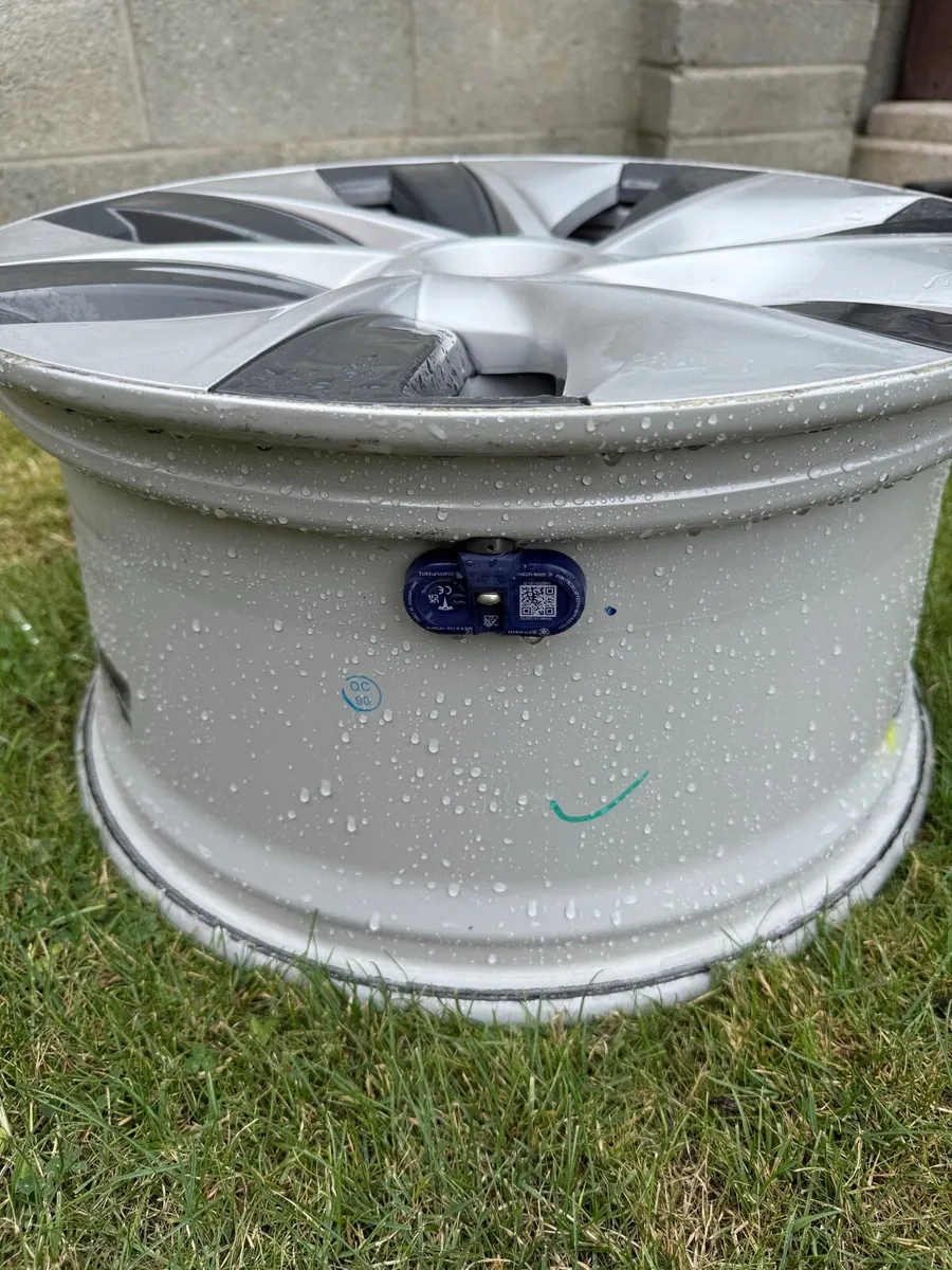 19" Tesla Model Y Gemini Wheel + Cover + TPMS - Image 3