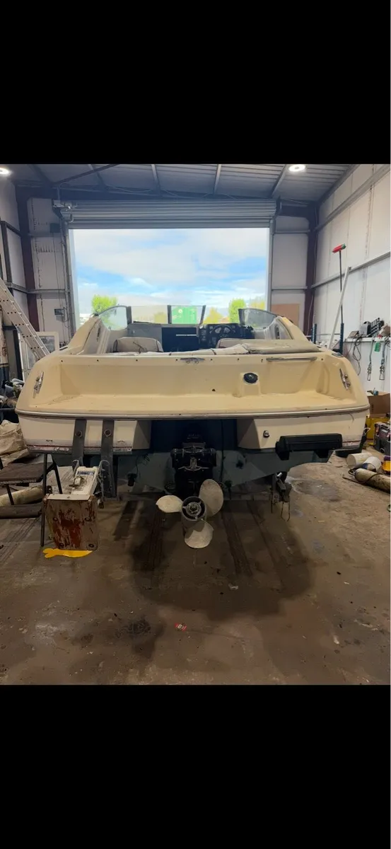 Bayliner project boat and trailer - Image 3