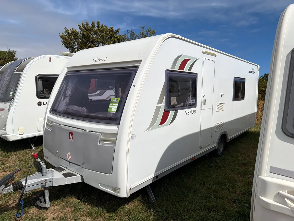 Lunar Venice Fixed single beds - Image 1