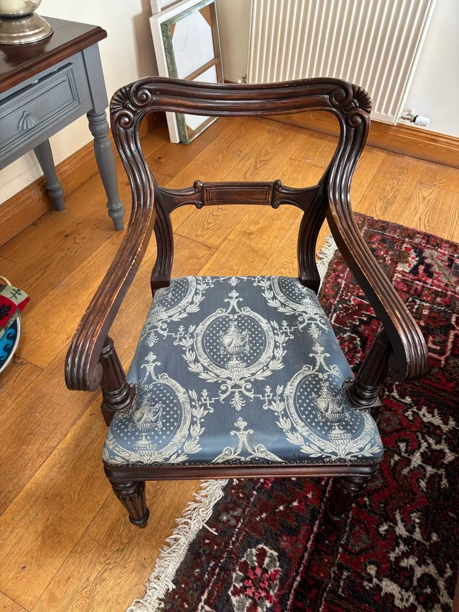 Dining Table and Chairs - Image 3
