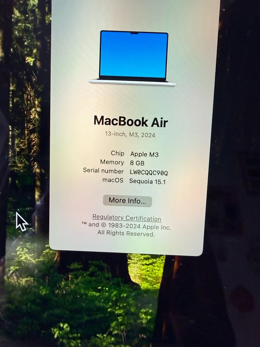 Apple MacBook Air - Image 4