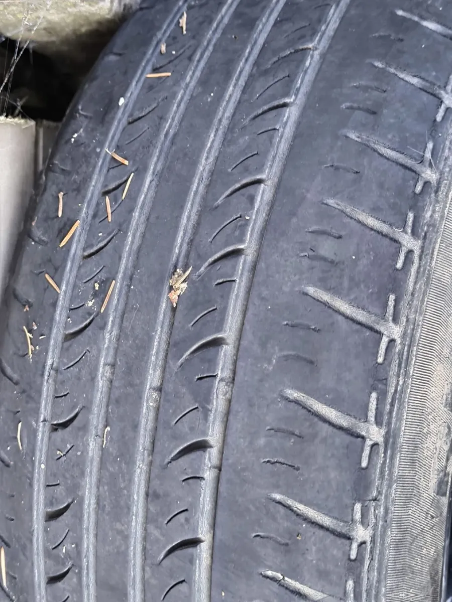 Original Mini 4 Stud Alloy wheels - Image 4