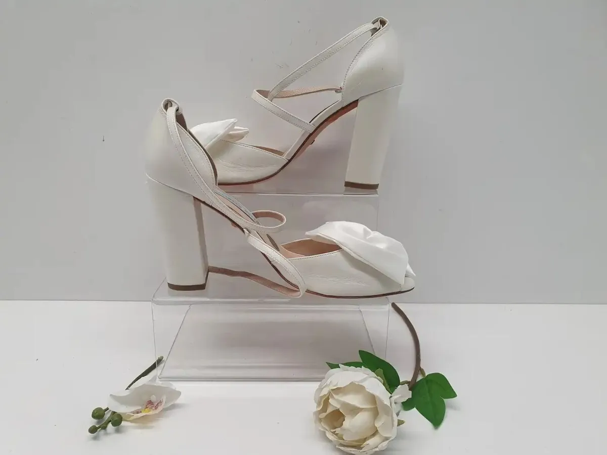 Footwear Auction - Image 1