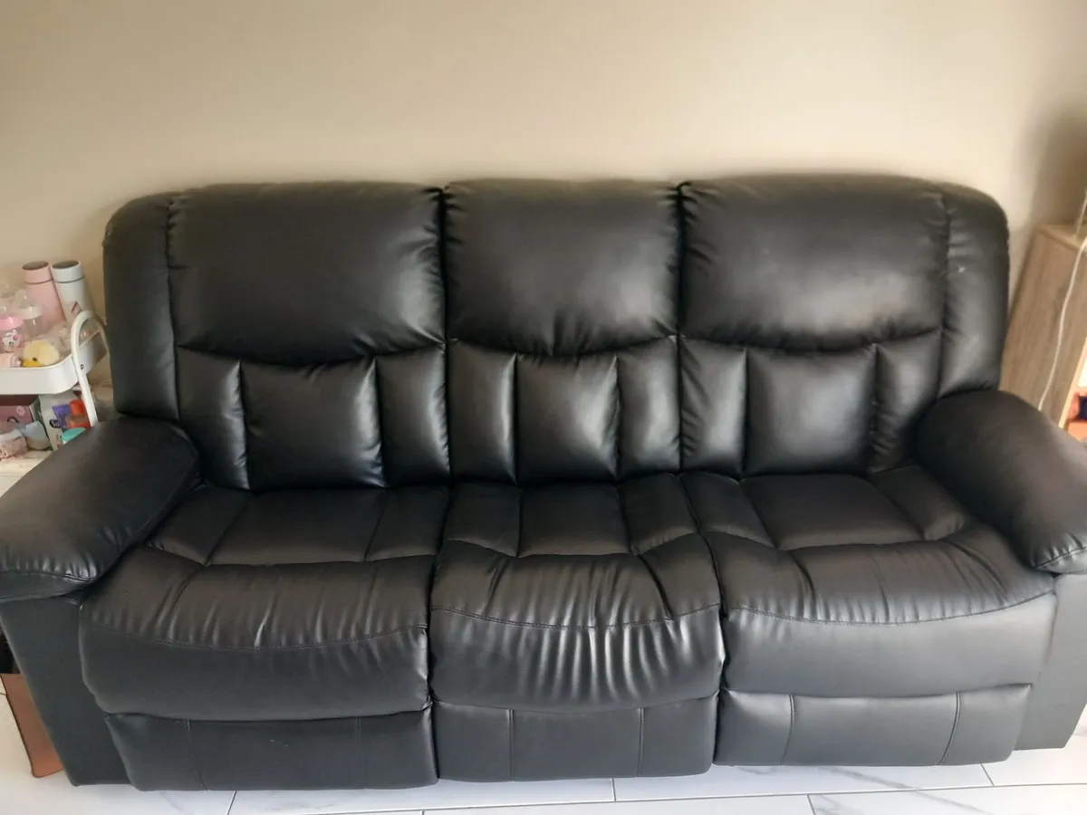 Leather sofa - Image 3