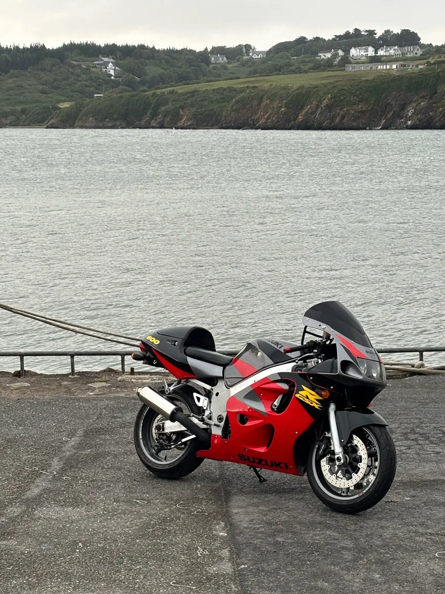 Suzuki gsxr SRAD 600 - Image 1