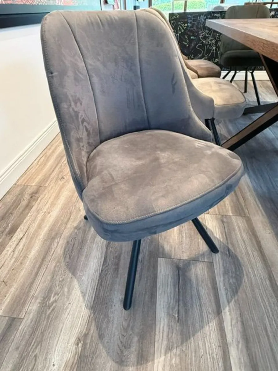Large Dining Table and 6 Upholstered Dining Chairs - Image 4