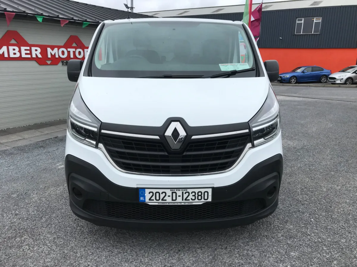 2020 Renault Trafic 2.0L Turbo Diesel - Image 3