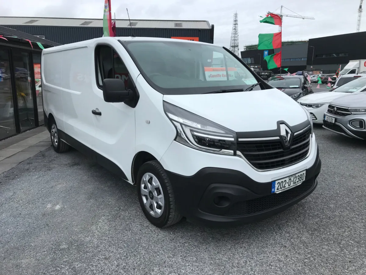 2020 Renault Trafic 2.0L Turbo Diesel - Image 4
