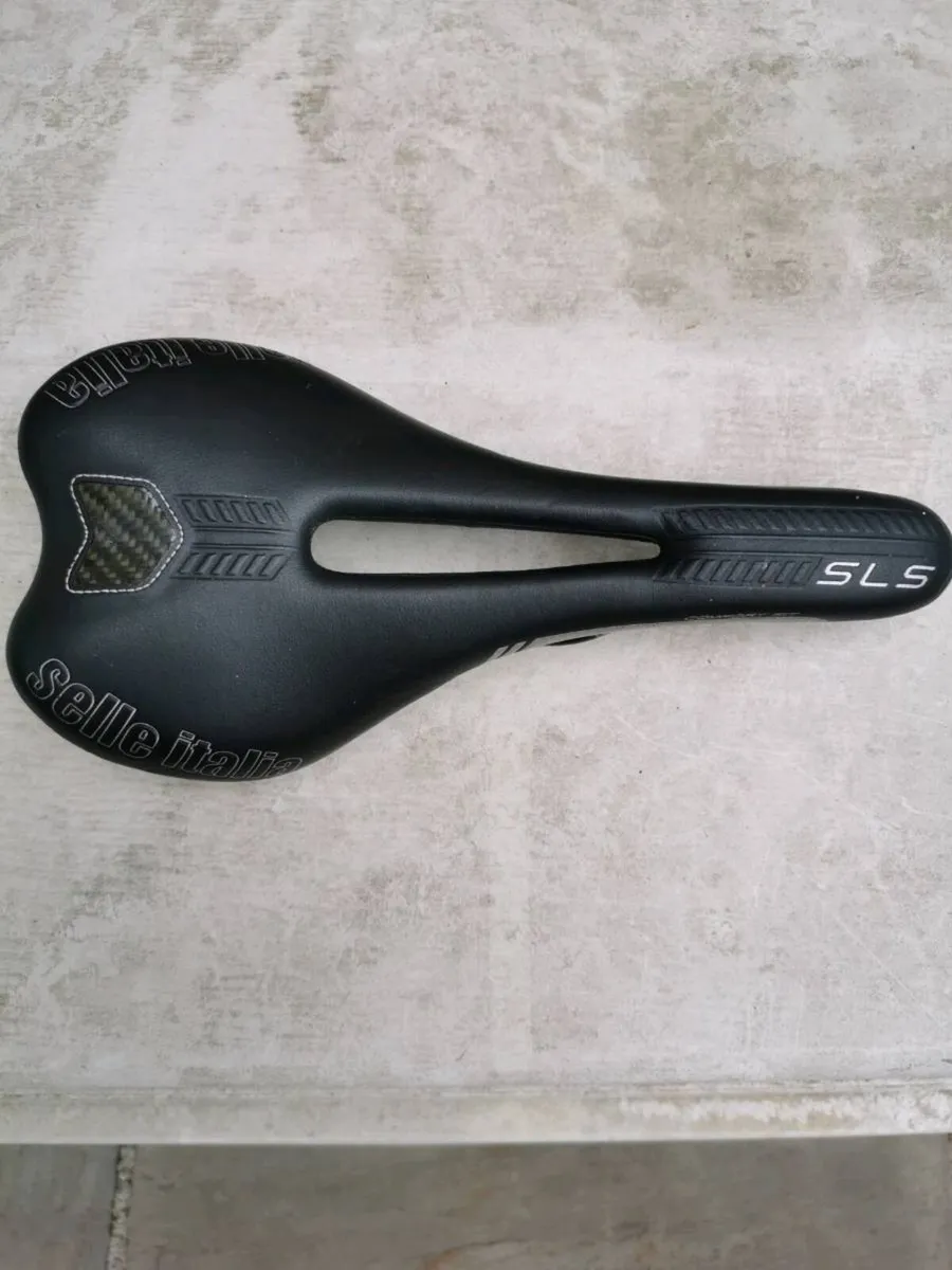 Bike saddle - Image 1