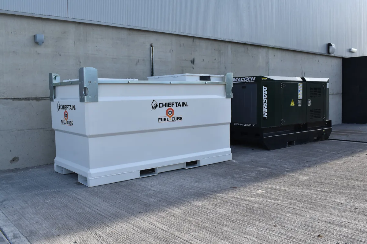 1900 Litre Fuel Cube - Image 1
