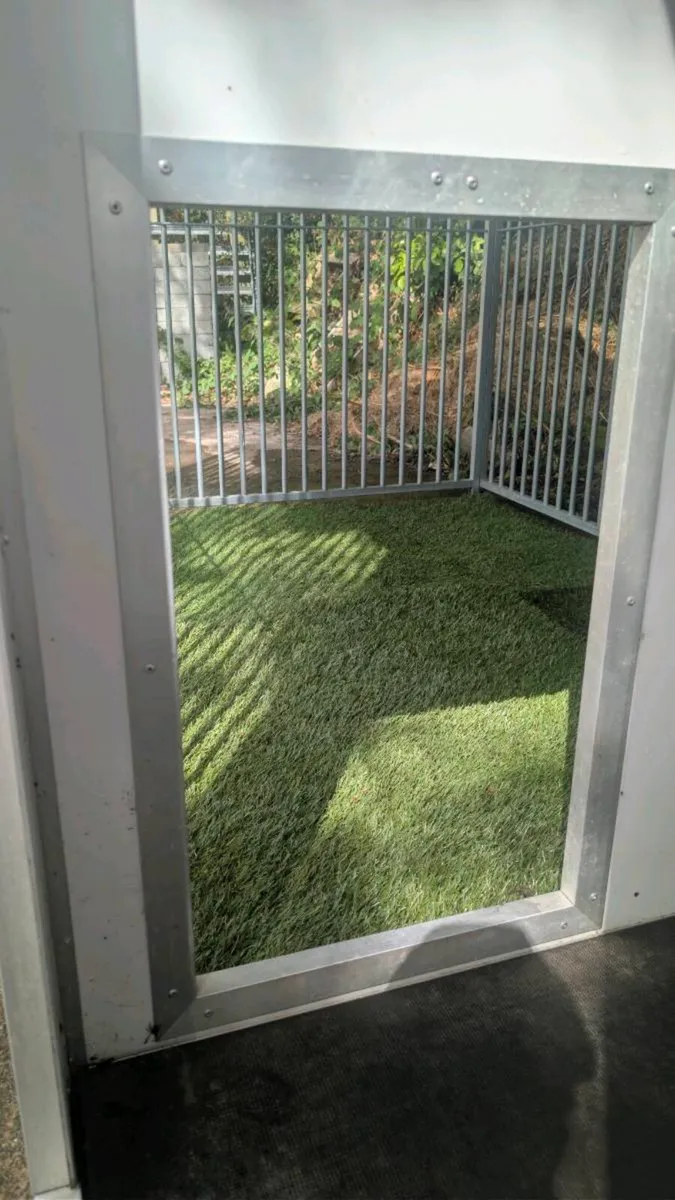 Thermal deluxe insulated kennel - Image 3