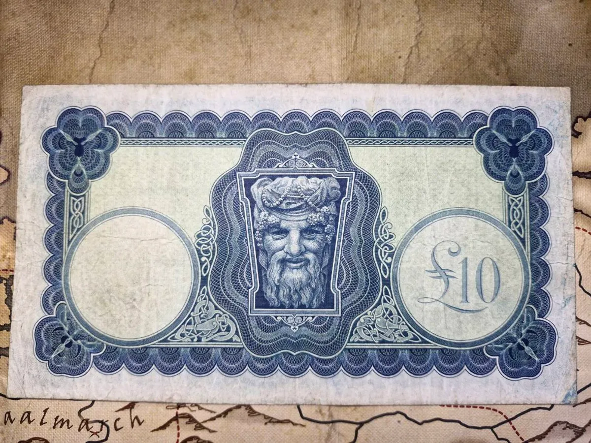 10 Pound Lady Lavery 27/9/51IRISH NOTE - Image 2