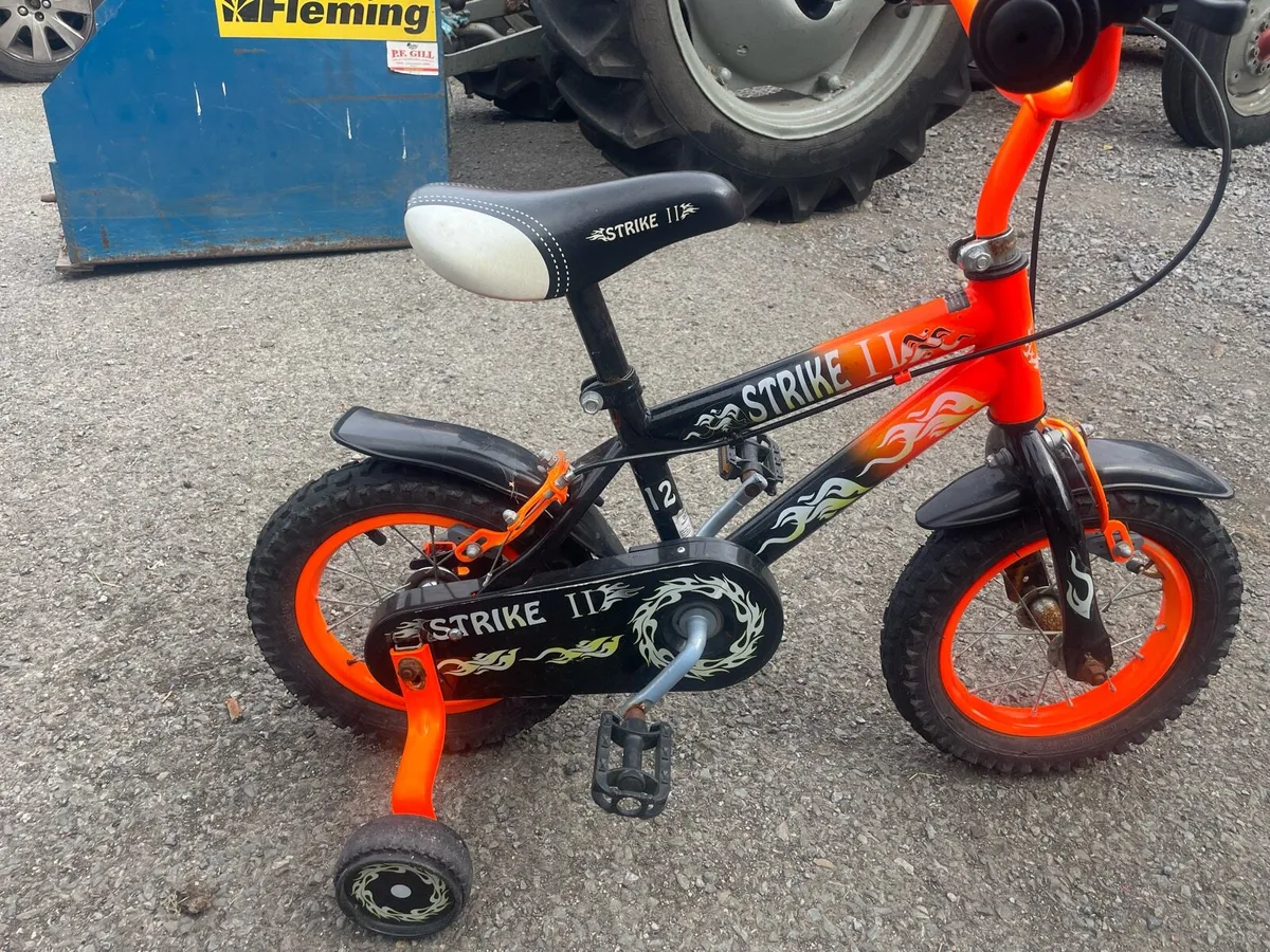 Boys 12 inc starter bike - Image 2