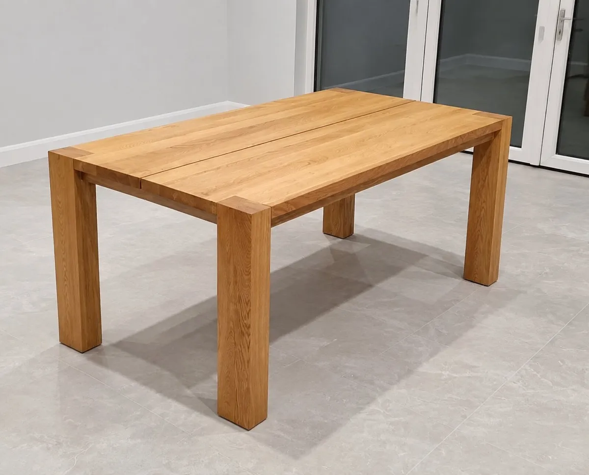 O’Hagan Design Solid Oak Dining Table