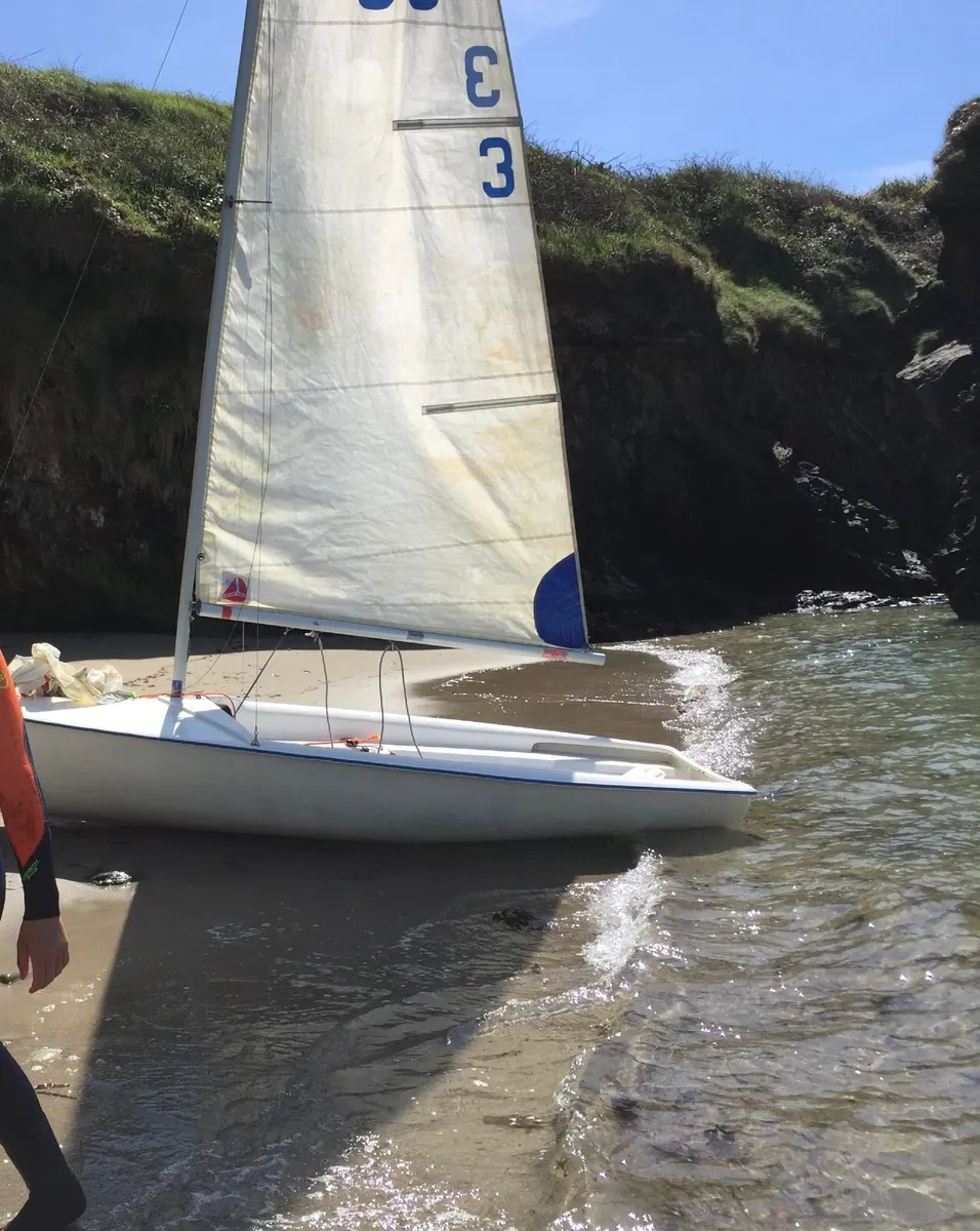 Sail boat - Image 1