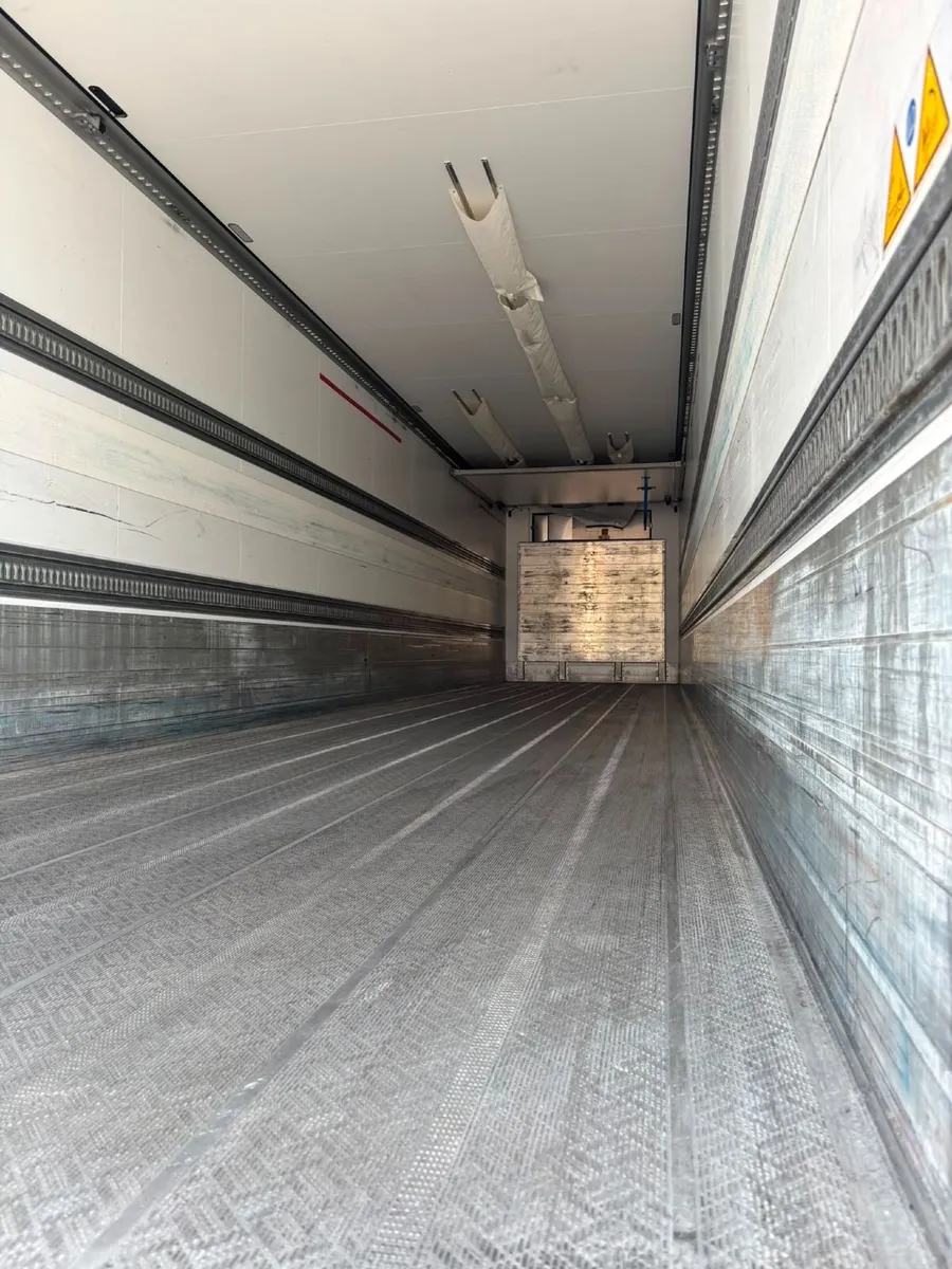 2020 Schmitz thermoking fridge box trailer - Image 3