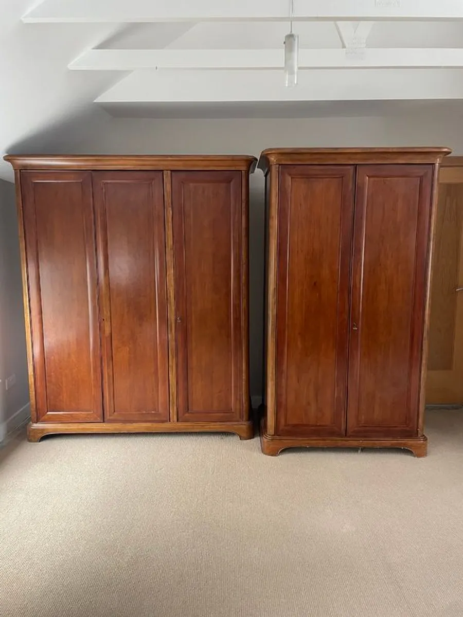 Willis & Gambier Wardrobes - Image 1