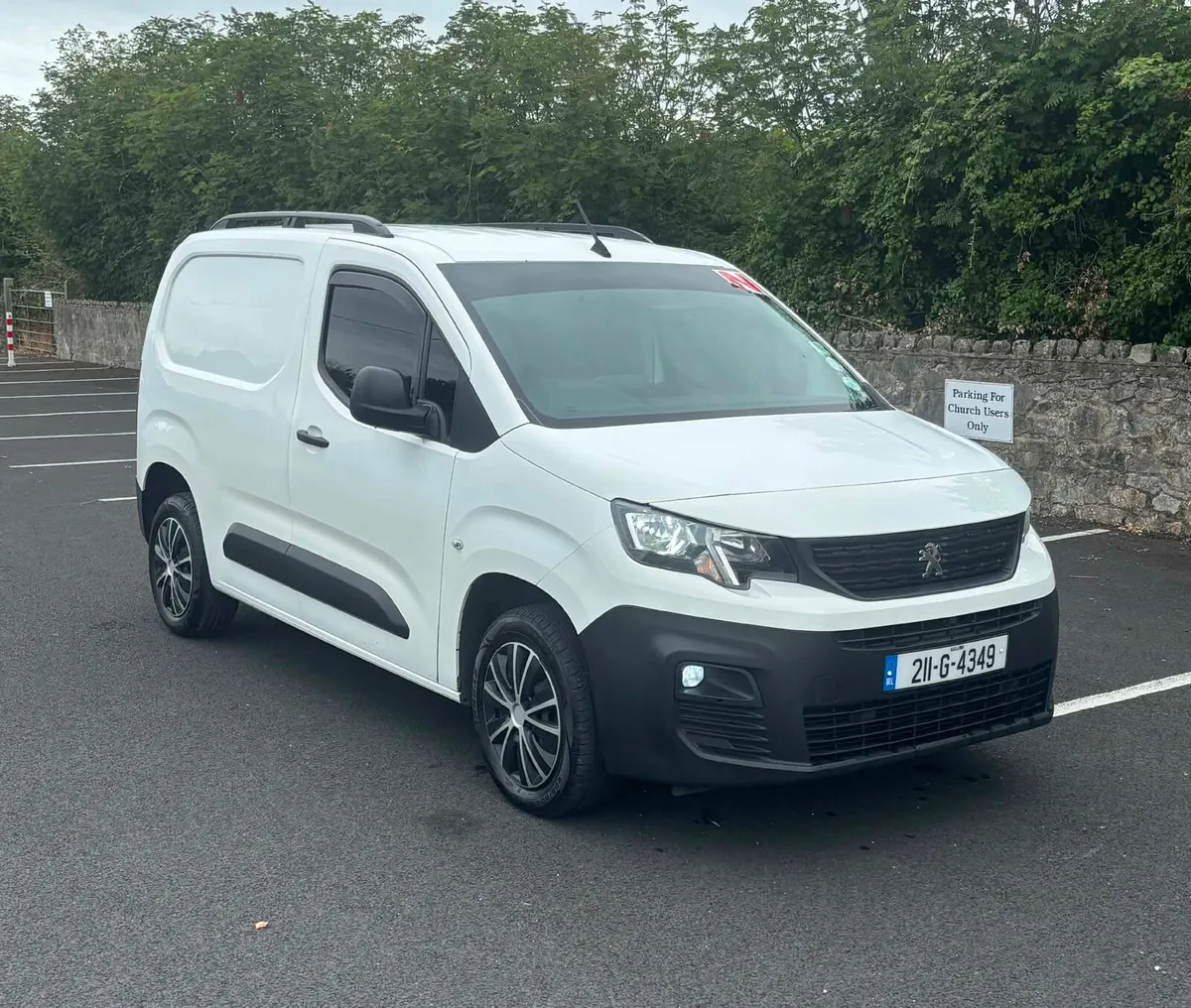 2021 Peugeot Partner - Image 1