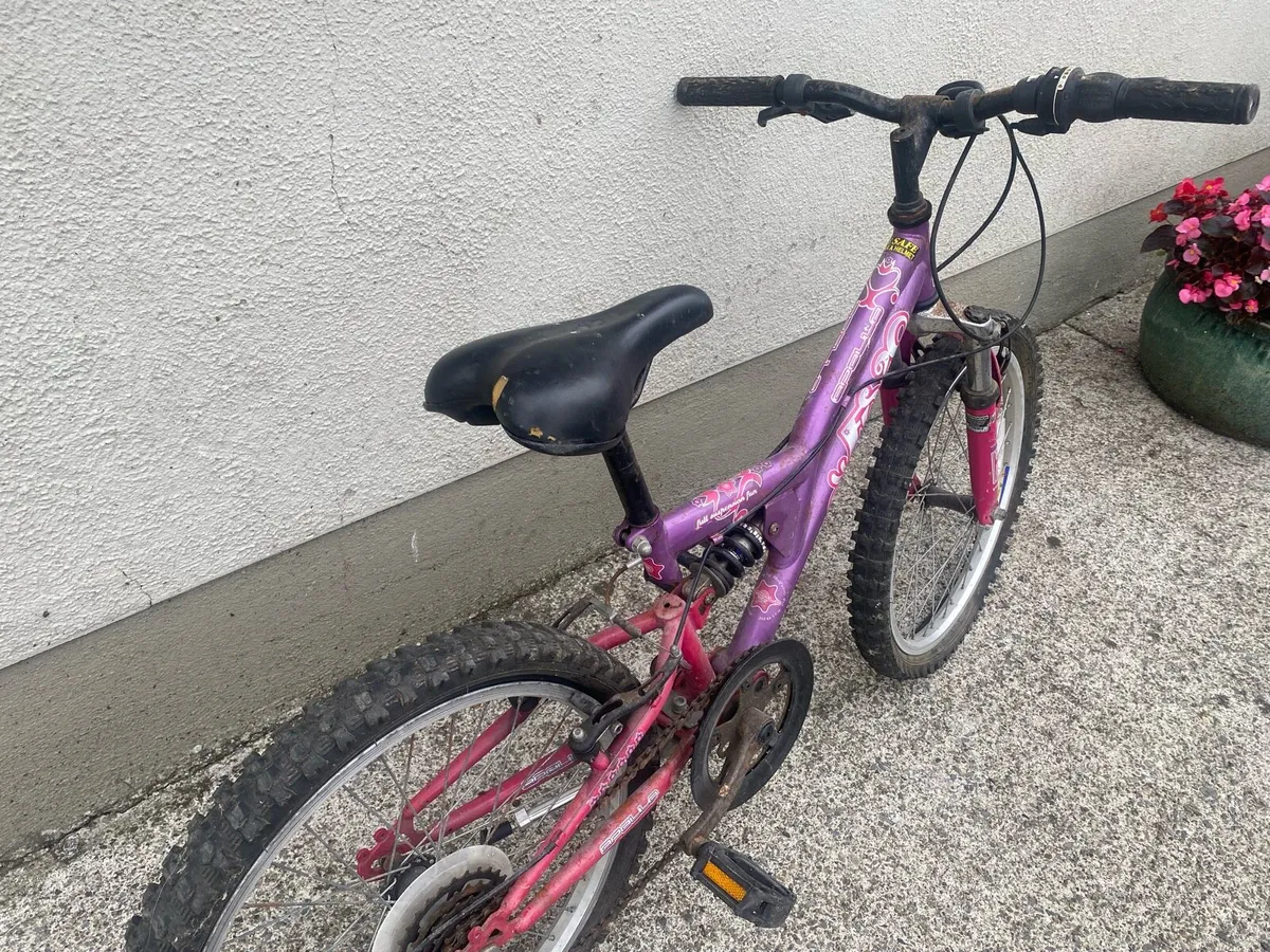 Purple & Pink Apollo Full-Suspension Bike - Image 4