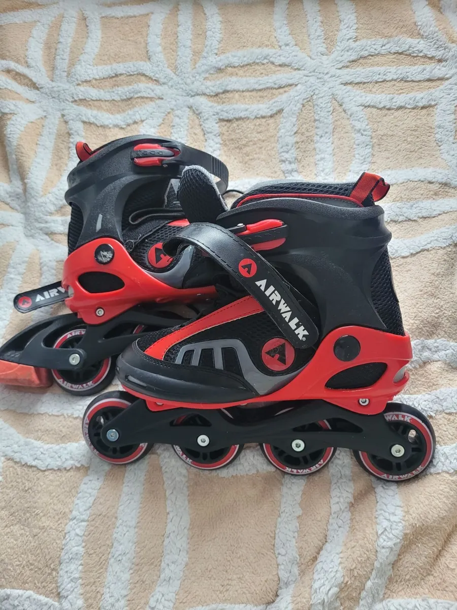 Rollerskates - Image 1