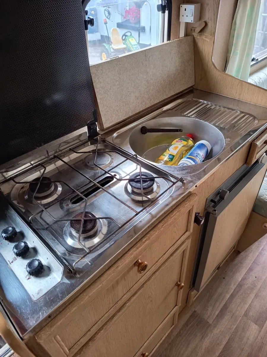 Caravan,Sprite Quatrro 18ft - Image 3