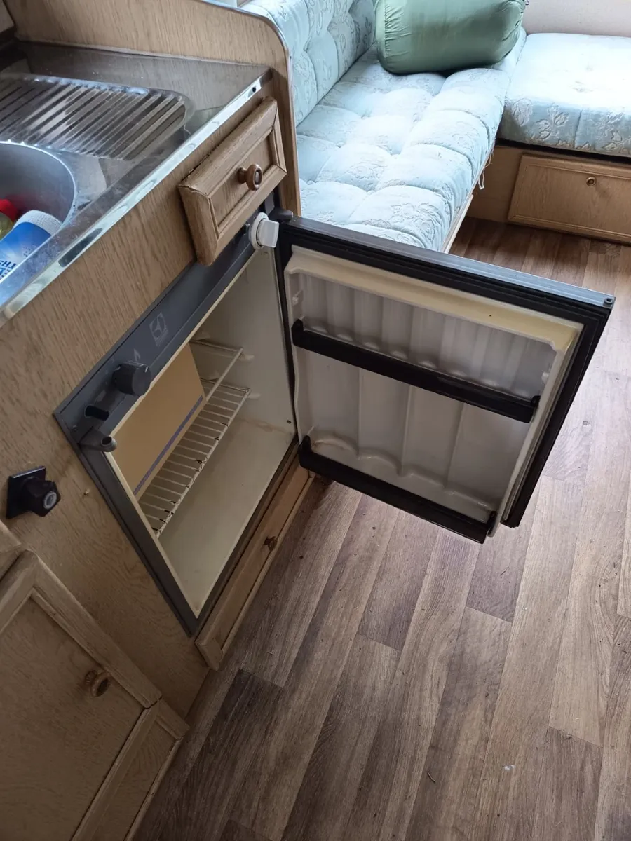Caravan,Sprite Quatrro 18ft - Image 4