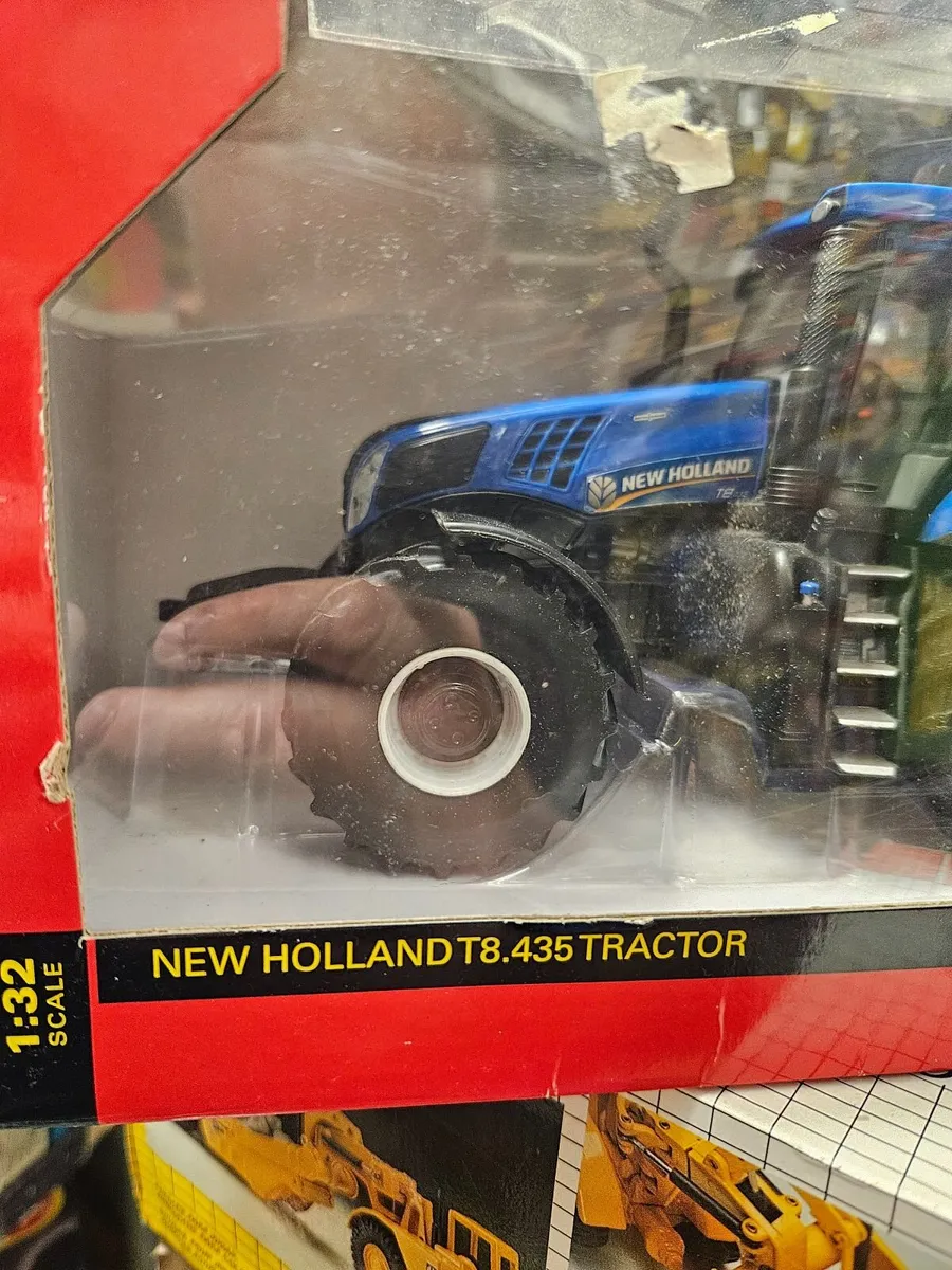 Britain's New Holland Tractor - Image 2