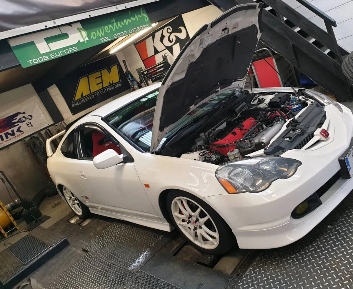 Honda Integra DC5 Type R - Image 1