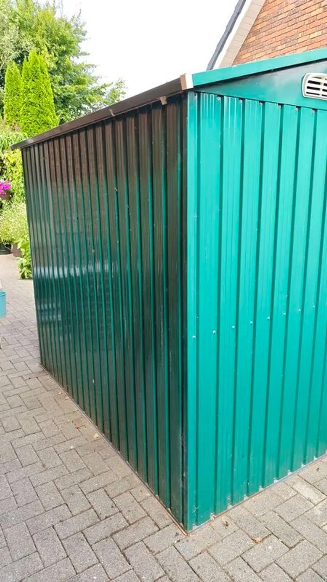 Second hand Steel Shed 6ft x 8ft - Image 3