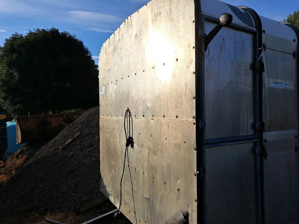 Ifor Williams cattle trailer - Image 2