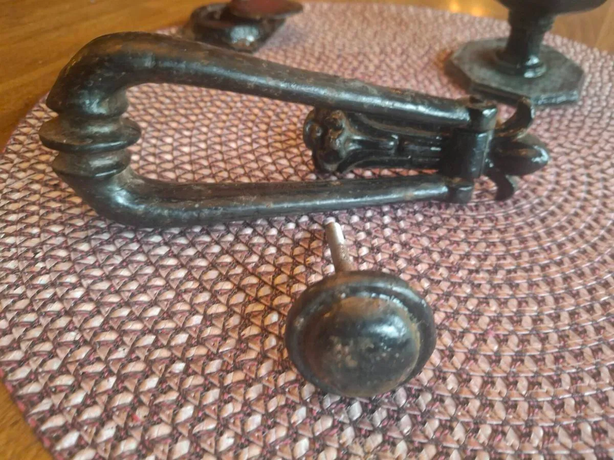 Door knocker - Image 2