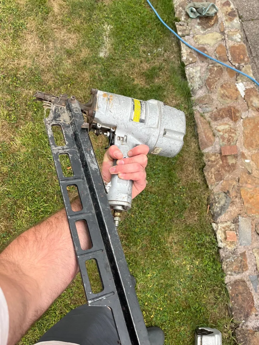 Nail guns - Image 1