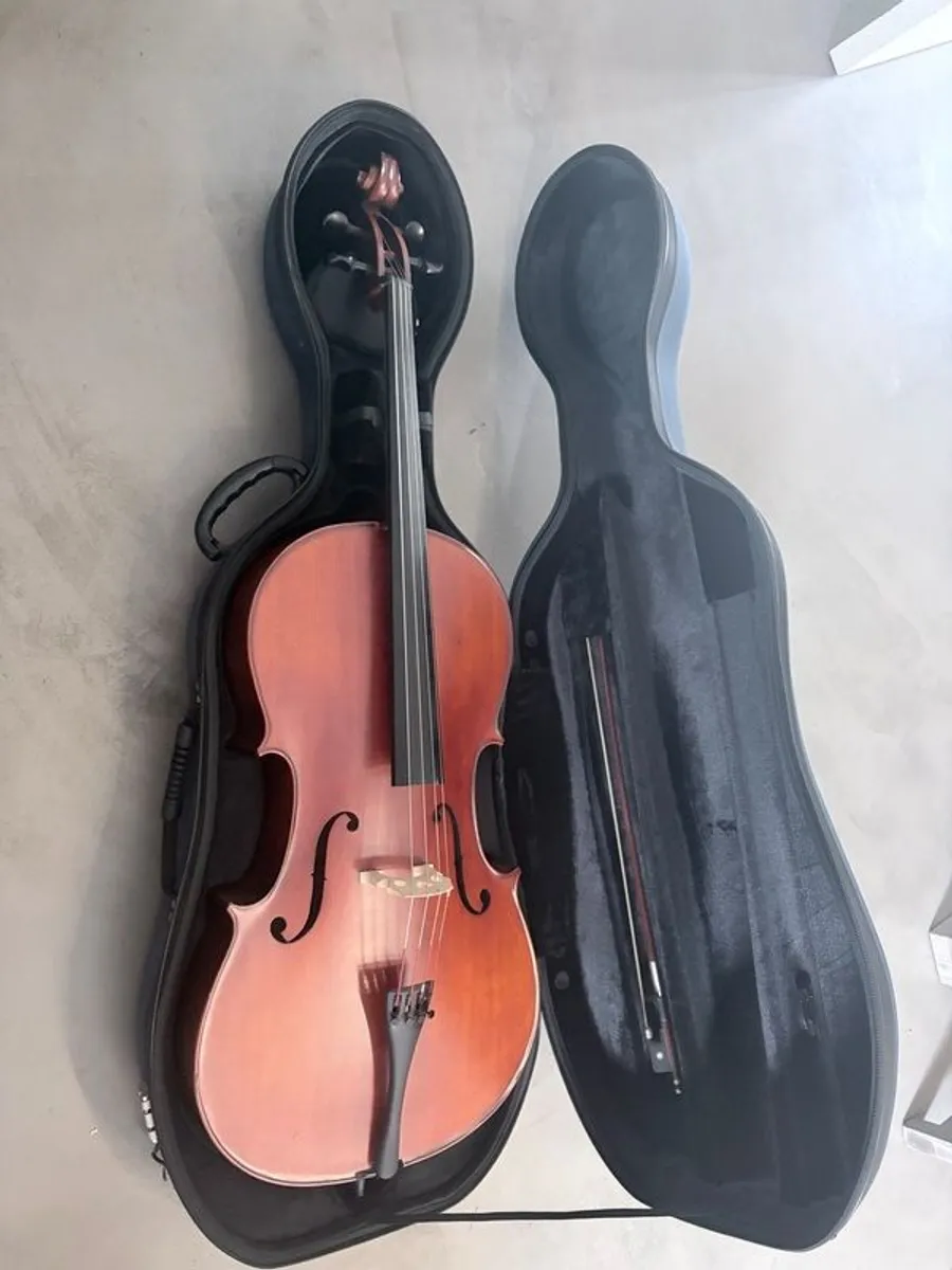 Full size cello for sale - Image 1