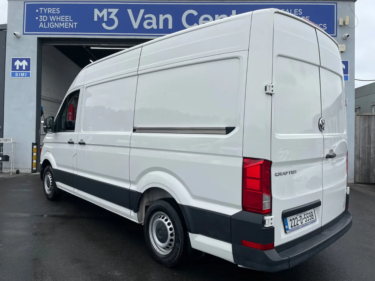 2022 VW CRAFTER  MWB 140HP MANUAL 6SPEED - Image 4